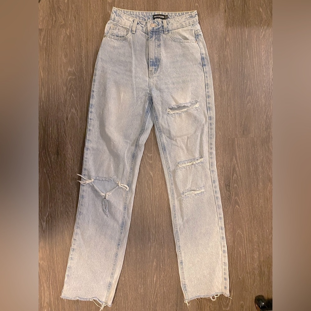 Pretty Little Thing High Waisted Boyfriend Ripped Jeans.